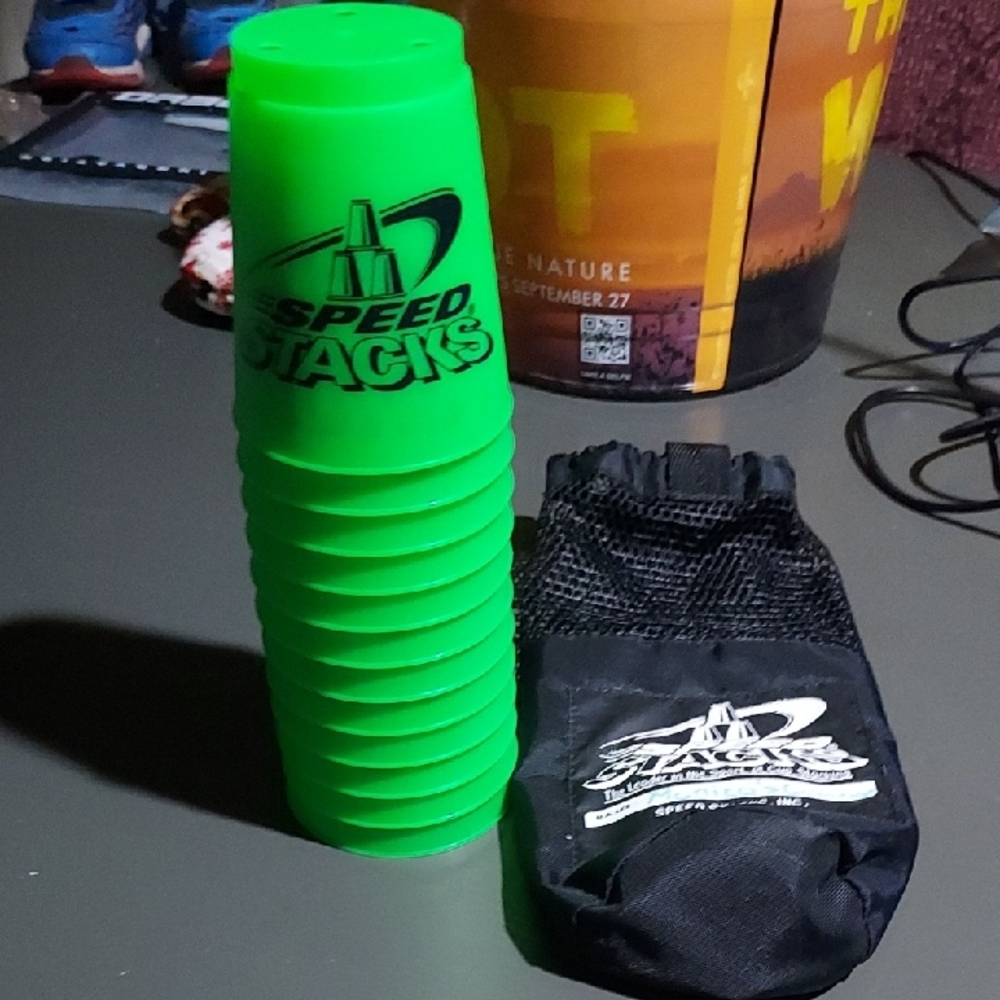 💚2/$20 Or 4/$30 Speed Stacks 12ct Green Cups With Carrying Case